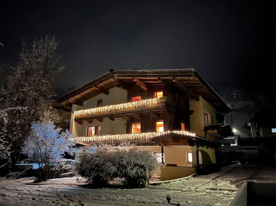 Ferienwohnung Gamsbock Panorama View Balkon, Gartensauna, Garten, Grillplatz Stumm Dış mekan fotoğraf