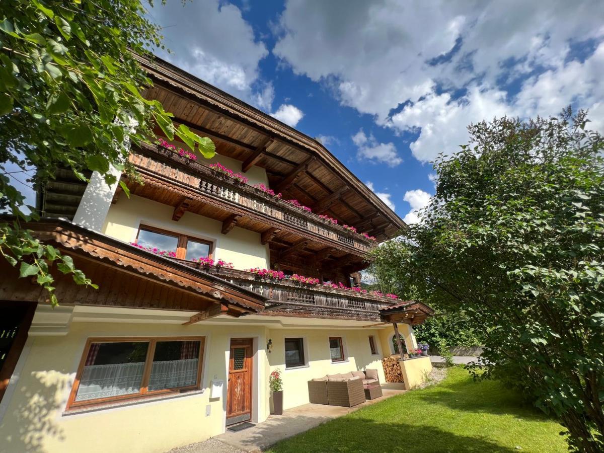 Ferienwohnung Gamsbock Panorama View Balkon, Gartensauna, Garten, Grillplatz Stumm Dış mekan fotoğraf